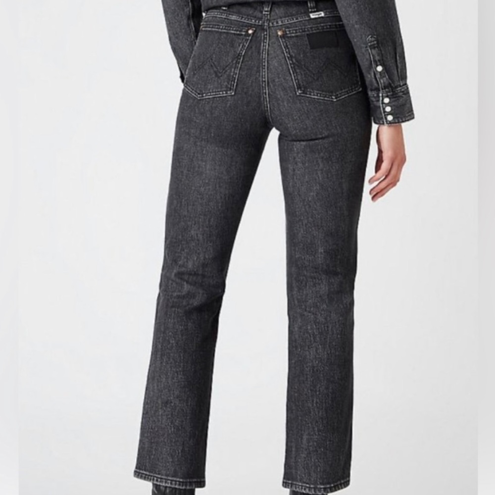 WOMEN'S WRANGLER® WILD WEST 603 HIGH RISE STRAIGHT JEAN IN BLACK